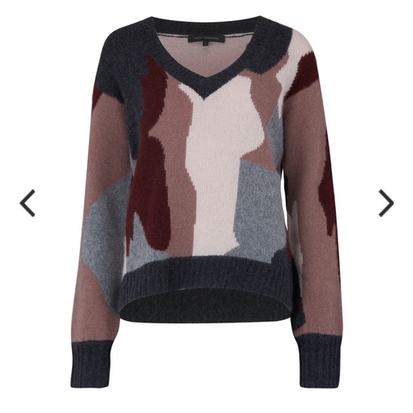 Skull Cashmere Sweater-Cayenne-Vee Grey burgundy mauve and pale pink Sz Small